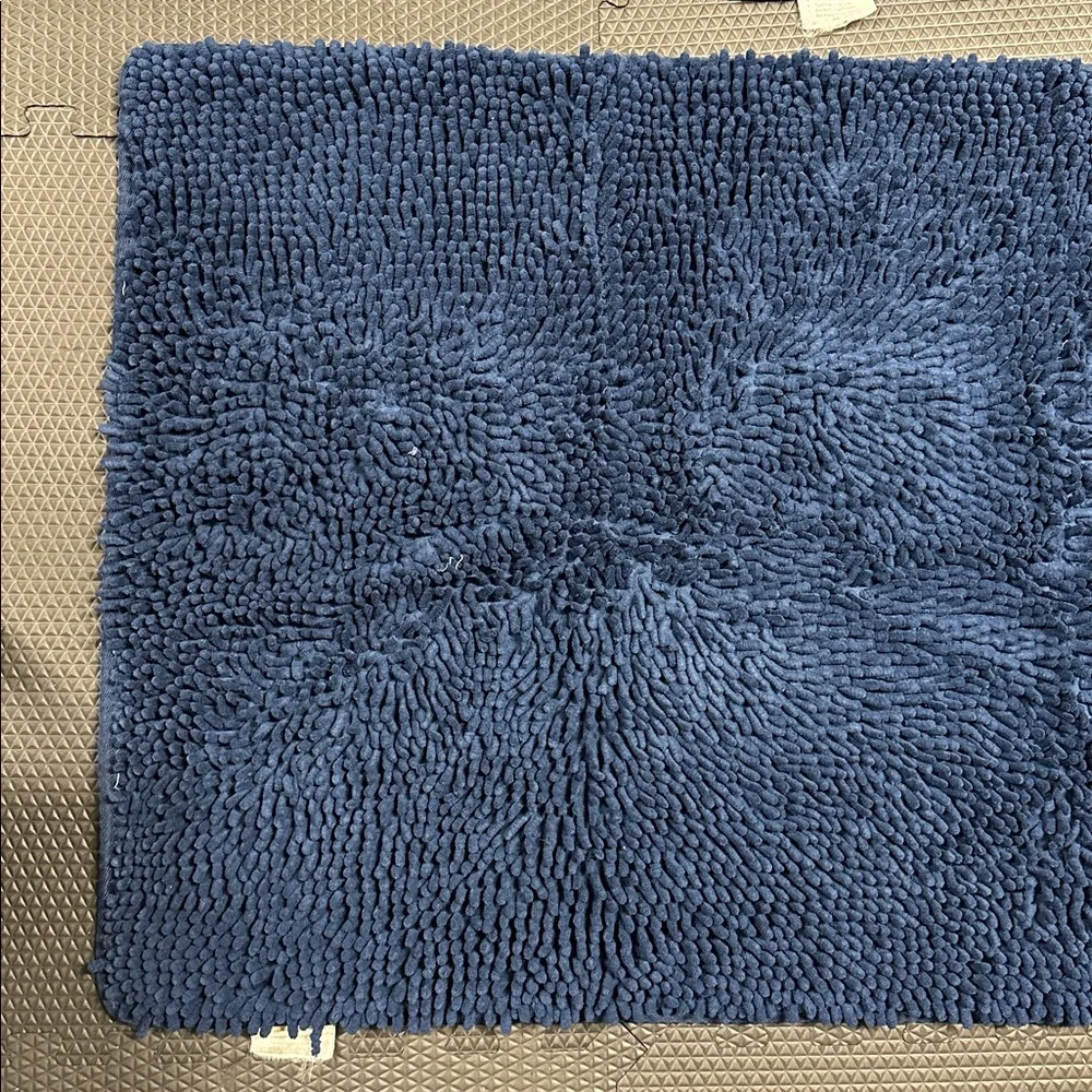 Plush Blue Chenille Bath Mat Set
